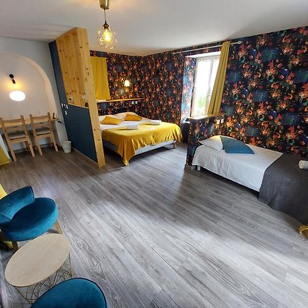 Creysse  Logis Hotels - Auberge De L'Ile - Hotel 3 Etoiles Et Restaurant מראה חיצוני תמונה