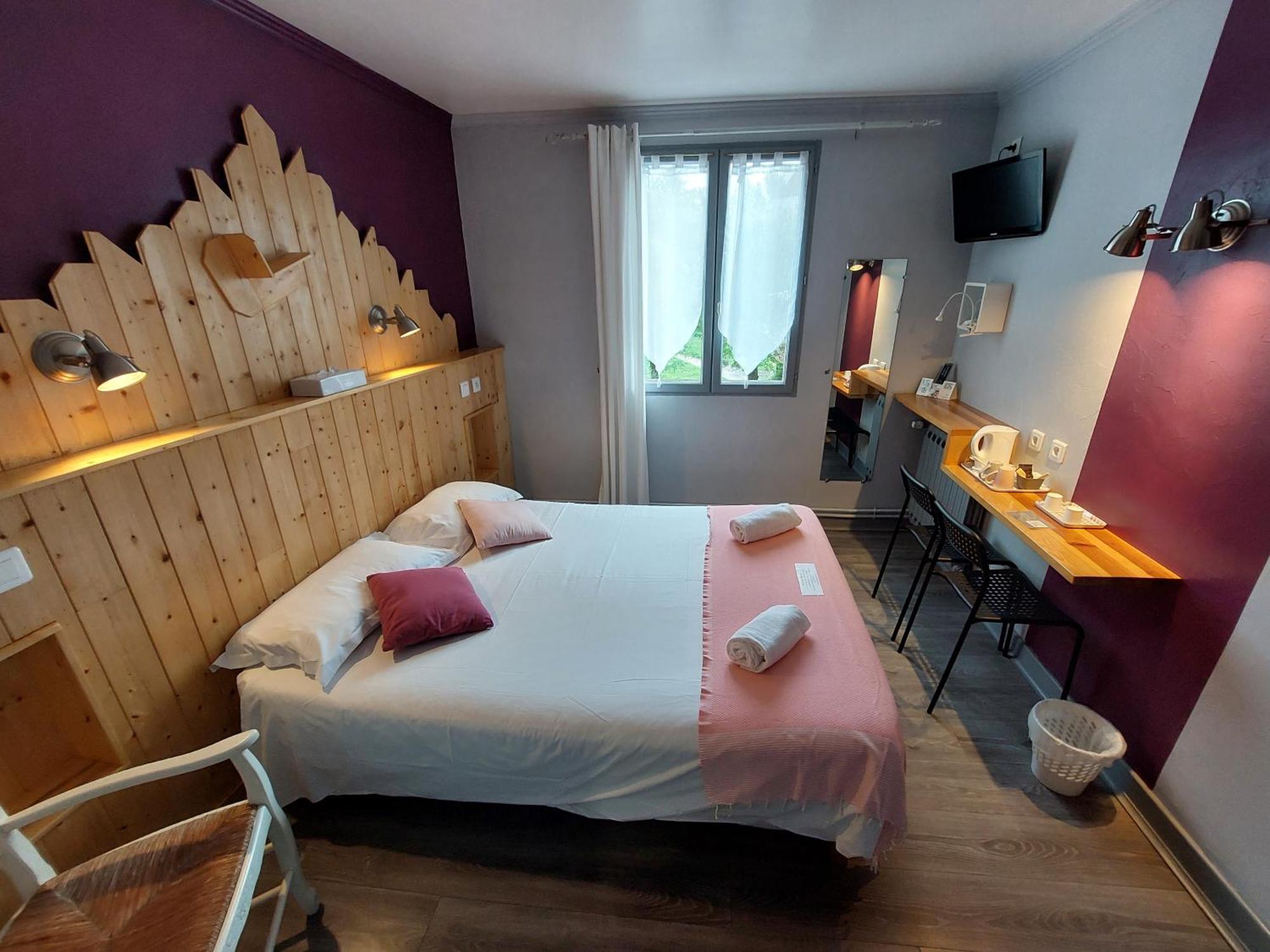 Creysse  Logis Hotels - Auberge De L'Ile - Hotel 3 Etoiles Et Restaurant מראה חיצוני תמונה
