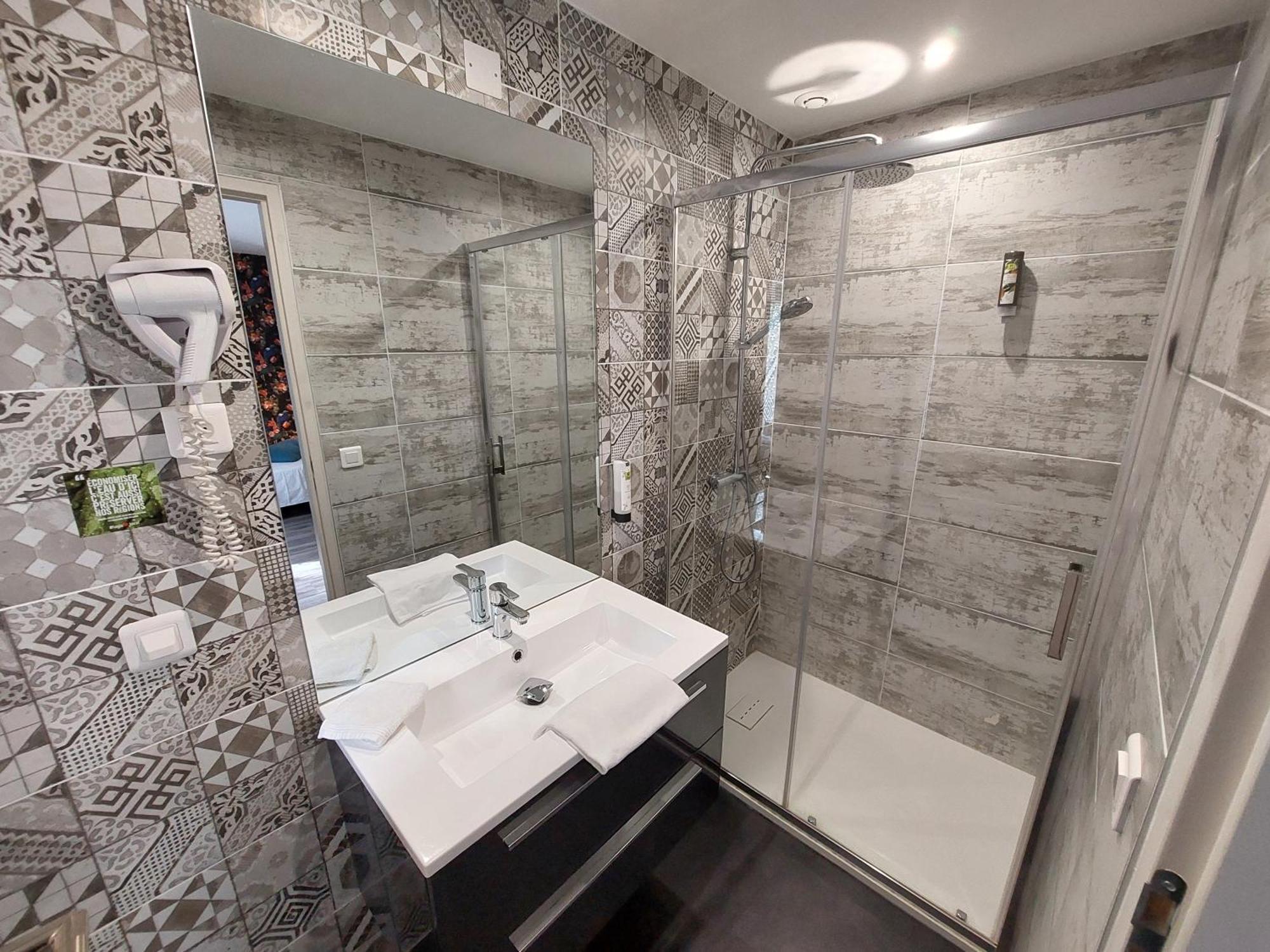 Creysse  Logis Hotels - Auberge De L'Ile - Hotel 3 Etoiles Et Restaurant מראה חיצוני תמונה