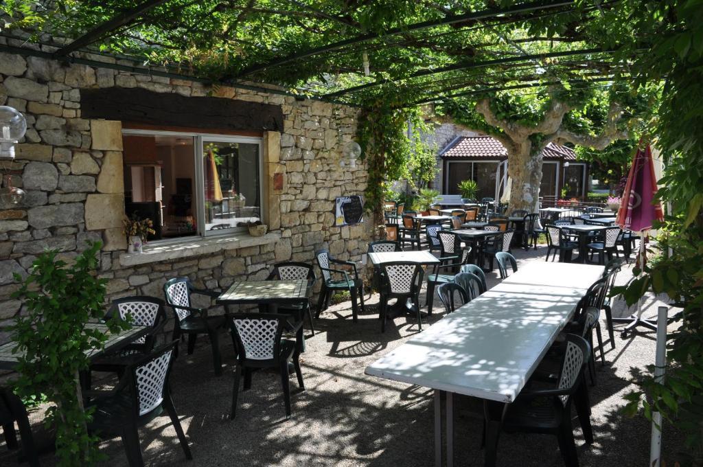 Creysse  Logis Hotels - Auberge De L'Ile - Hotel 3 Etoiles Et Restaurant מראה חיצוני תמונה