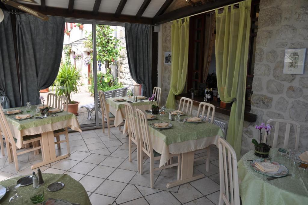 Creysse  Logis Hotels - Auberge De L'Ile - Hotel 3 Etoiles Et Restaurant מראה חיצוני תמונה