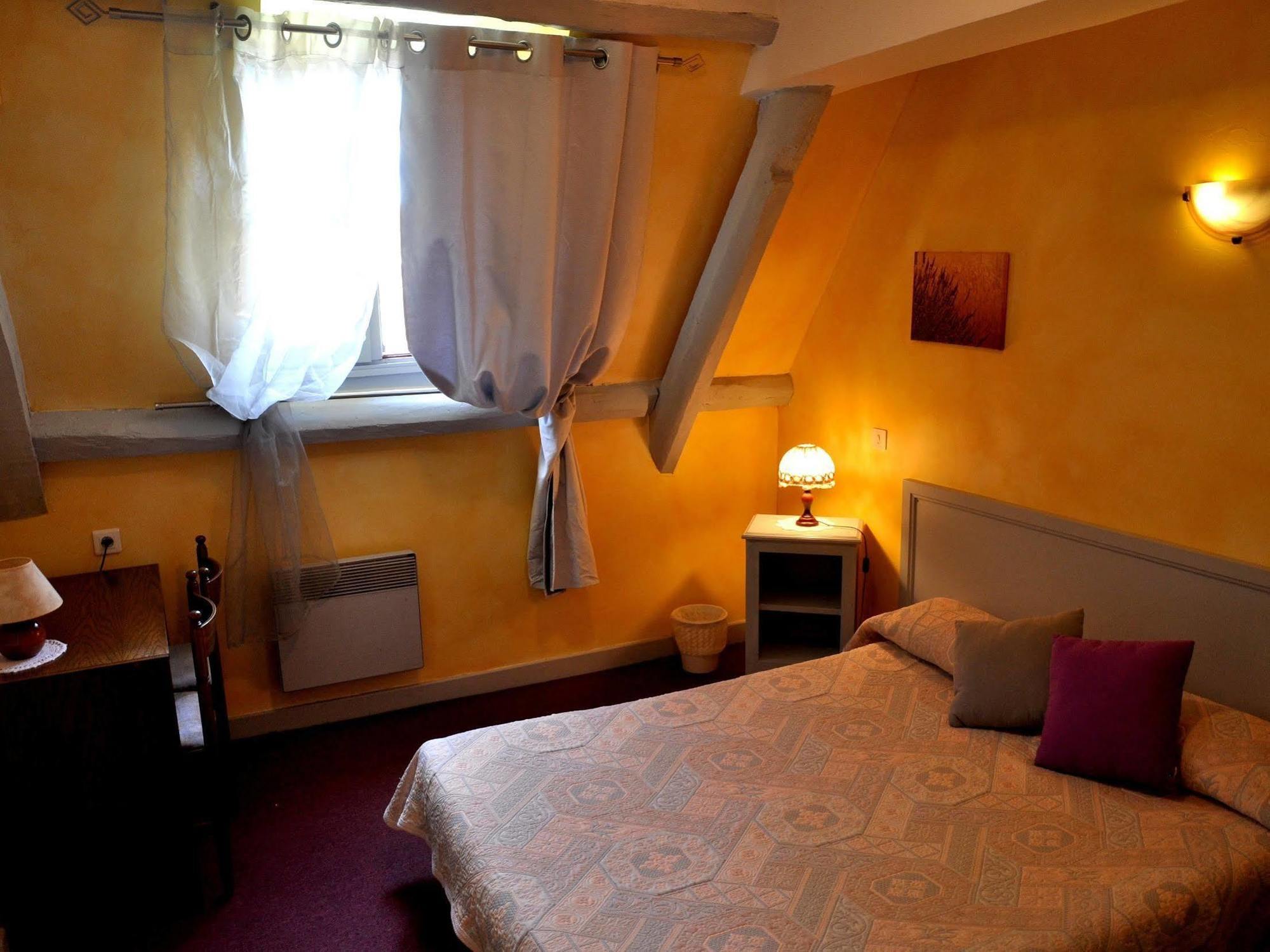 Creysse  Logis Hotels - Auberge De L'Ile - Hotel 3 Etoiles Et Restaurant מראה חיצוני תמונה