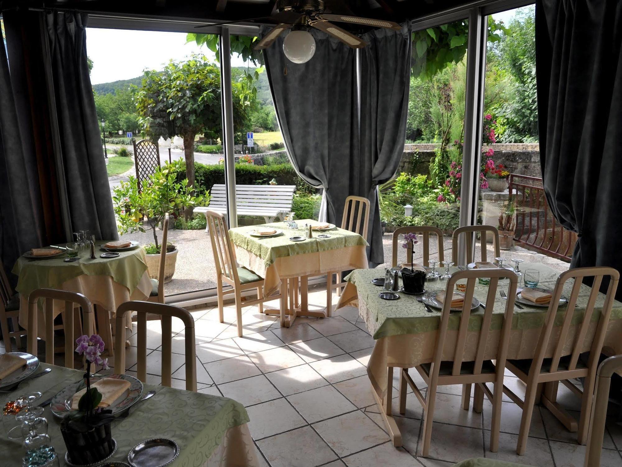 Creysse  Logis Hotels - Auberge De L'Ile - Hotel 3 Etoiles Et Restaurant מראה חיצוני תמונה