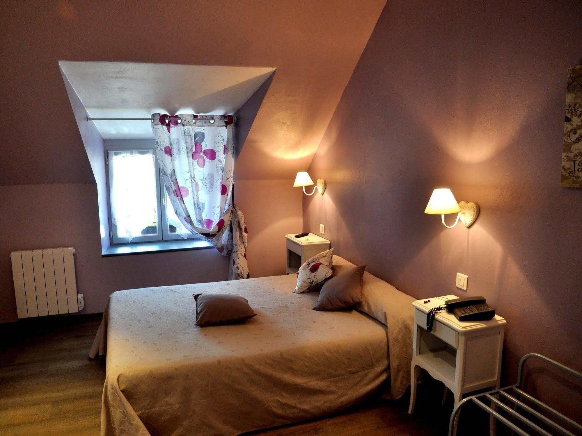 Creysse  Logis Hotels - Auberge De L'Ile - Hotel 3 Etoiles Et Restaurant מראה חיצוני תמונה